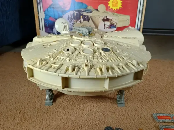 1978 Kenner Star Wars Millennium Falcon – Well-Loved Original – Missing 3 Pieces – Box Included - Image 6