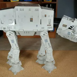 1981 Kenner Star Wars AT-AT – Great Shape! Custom Painted Details – Tested Electronics