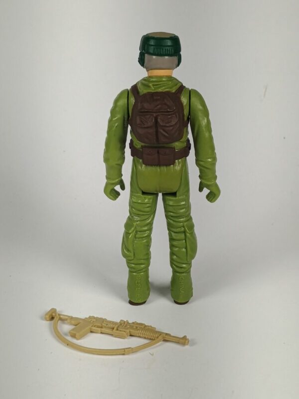 Vintage 1983 Kenner Star Wars Rebel Commando – Original Figure with Original Rifle - Image 2