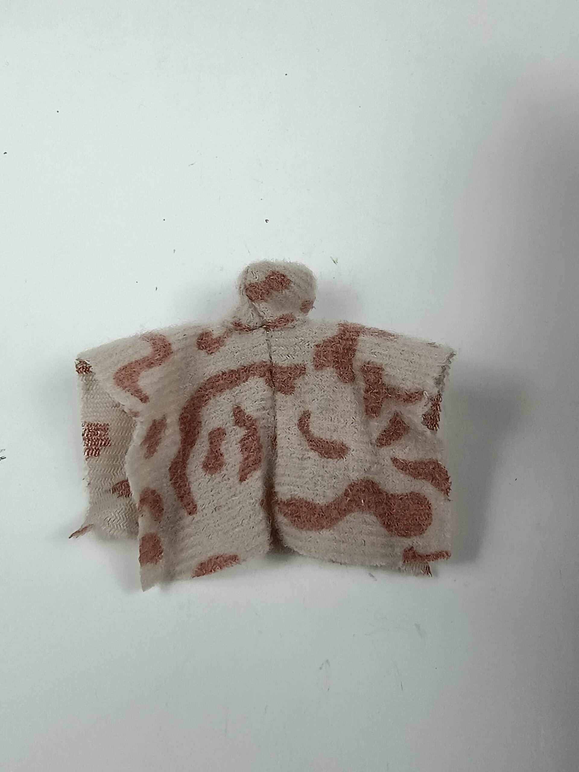 Vintage 1984 Kenner Star Wars Luke Skywalker Endor Poncho – Original Accessory Only 2 Vintage 1984 Kenner Star Wars Luke Skywalker Endor Poncho – Original Accessory Only - Image 2