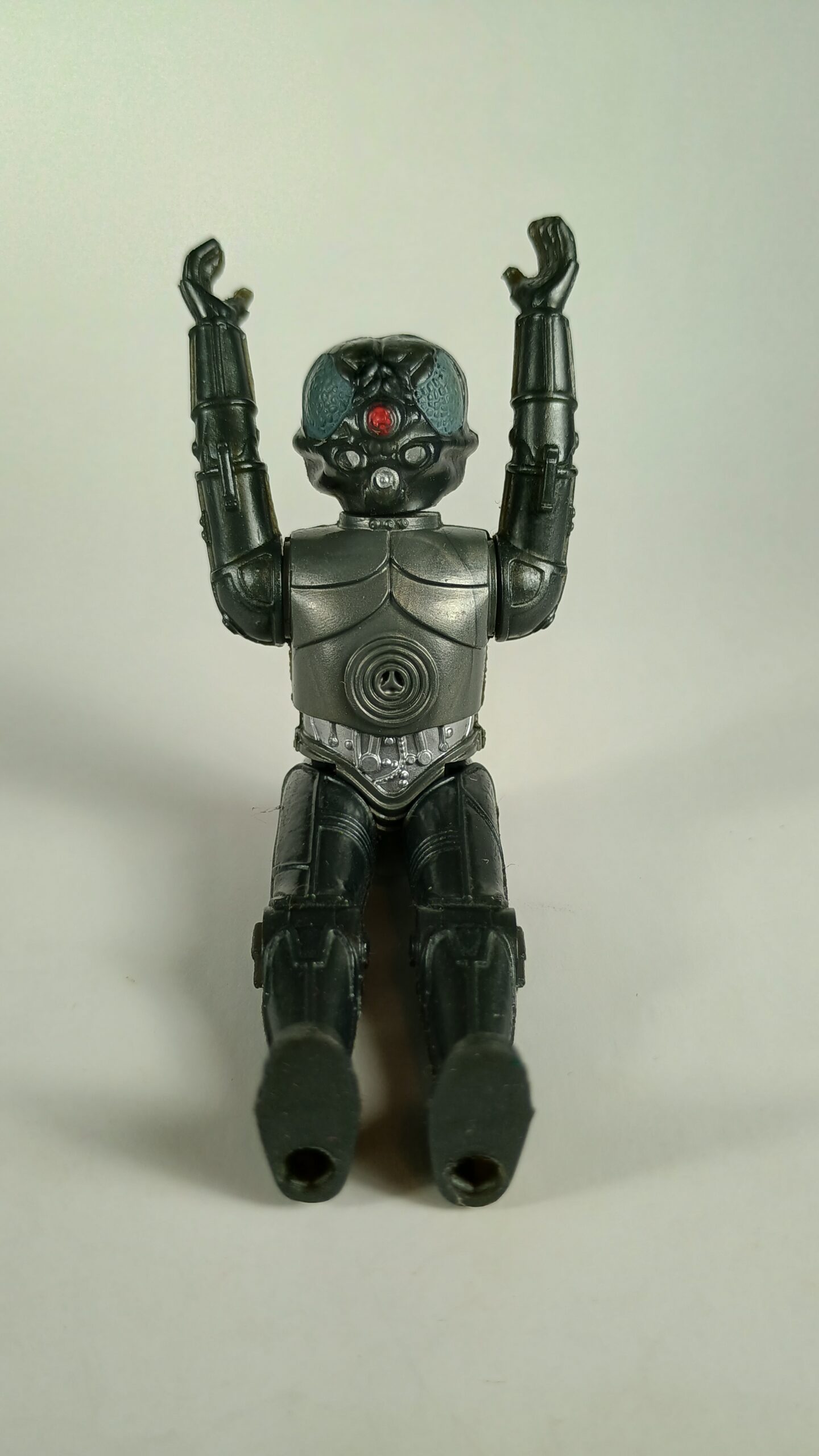 Vintage 1980 Kenner Star Wars listed as Zuckuss (but really 4-LOM) – Original Figure – No Rifle 5 Vintage 1980 Kenner Star Wars listed as Zuckuss (but really 4-LOM) – Original Figure – No Rifle - Image 5