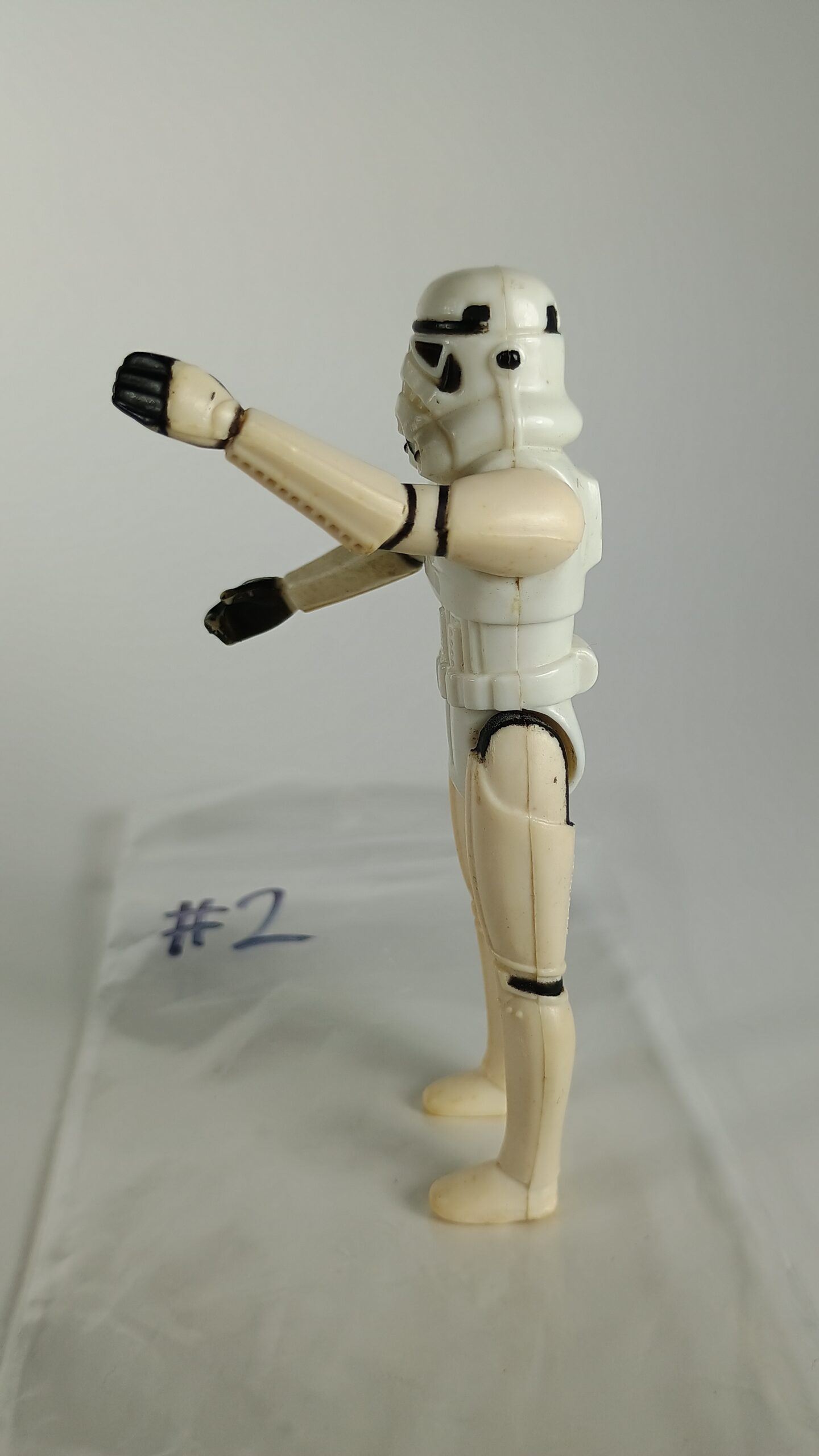 Vintage 1978 Kenner Star Wars Stormtrooper #2 – Original Figure – No Blaster 3 Vintage 1978 Kenner Star Wars Stormtrooper #2 – Original Figure – No Blaster - Image 3