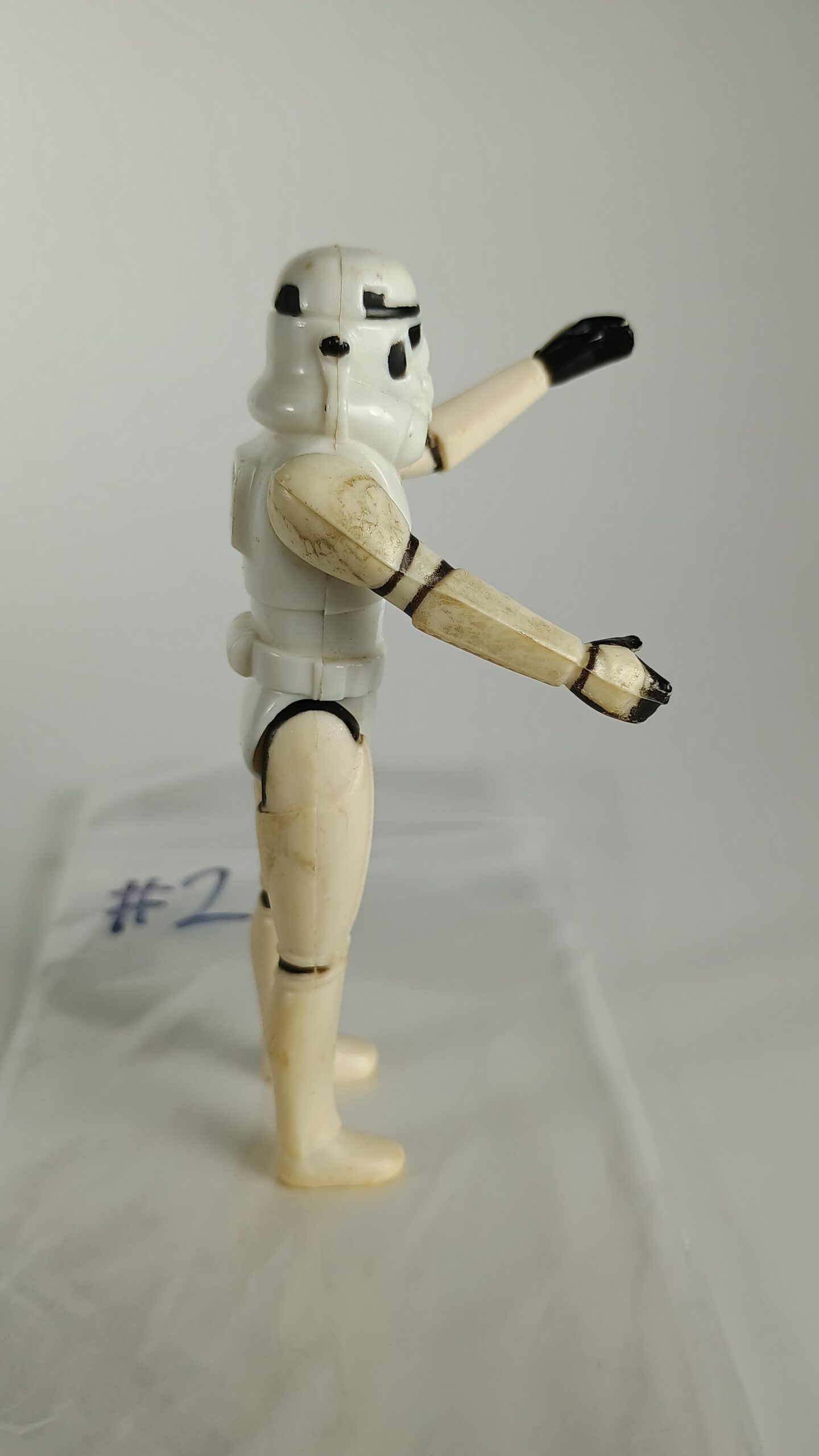 Vintage 1978 Kenner Star Wars Stormtrooper #2 – Original Figure – No Blaster 4 Vintage 1978 Kenner Star Wars Stormtrooper #2 – Original Figure – No Blaster - Image 4