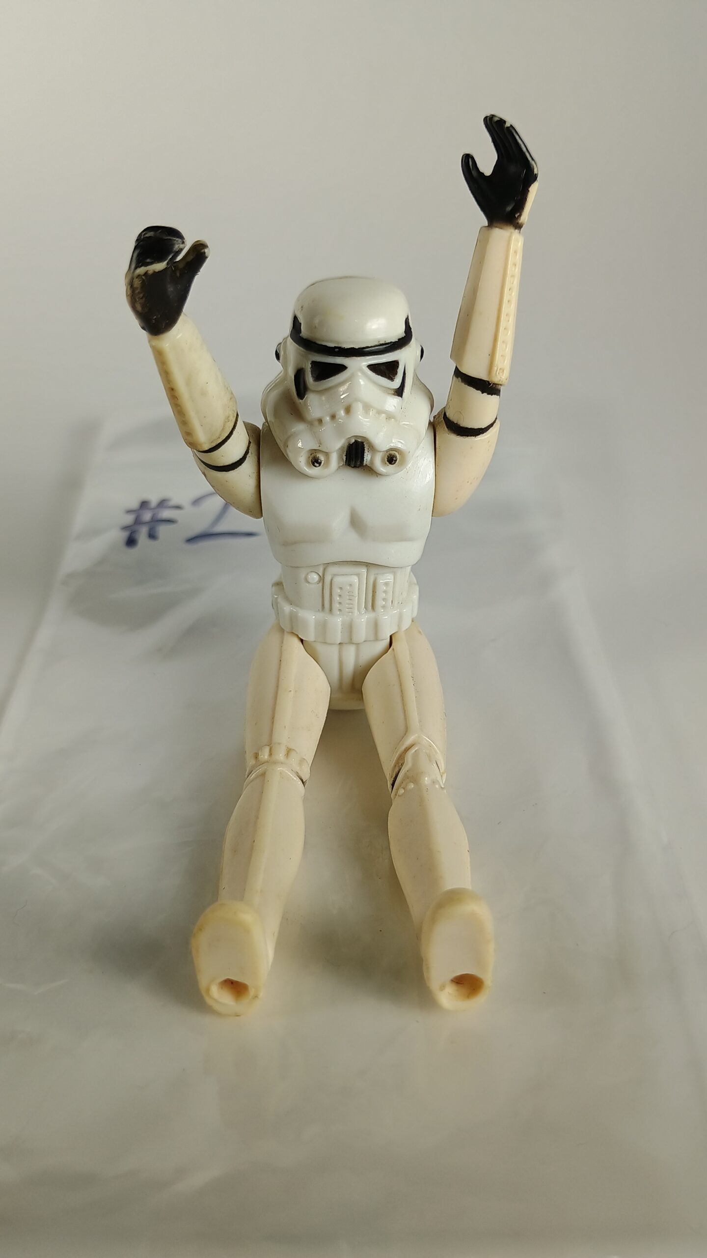 Vintage 1978 Kenner Star Wars Stormtrooper #2 – Original Figure – No Blaster 5 Vintage 1978 Kenner Star Wars Stormtrooper #2 – Original Figure – No Blaster - Image 5