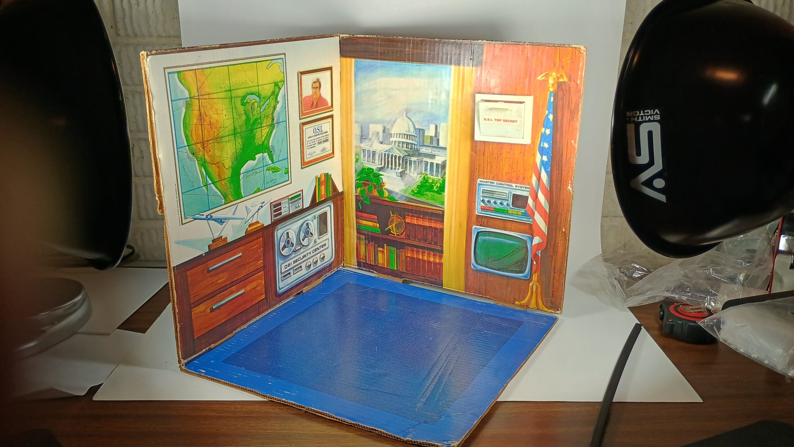 Six Million Dollar Man OSI Headquarters Walls and Floor - Oscar Goldman Office 1 Six Million Dollar Man OSI Headquarters Walls and Floor - Oscar Goldman Office