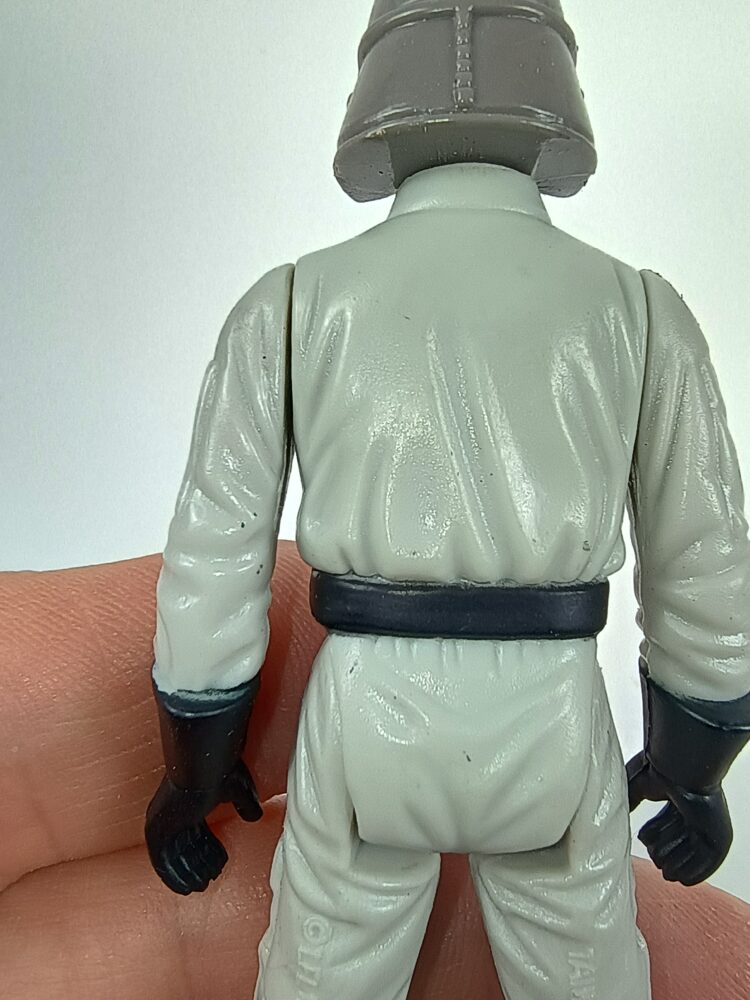 Vintage 1983 Kenner Star Wars AT-ST Driver – Original Figure – No Blaster 11 Vintage 1983 Kenner Star Wars AT-ST Driver – Original Figure – No Blaster - Image 11